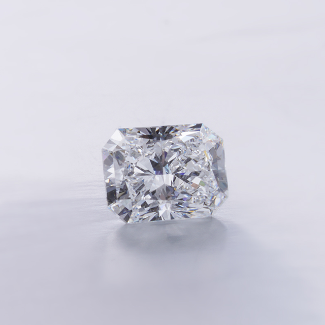 Radiant Cut 1.0ct E VVS CVD Lab Grown Diamond With IGI