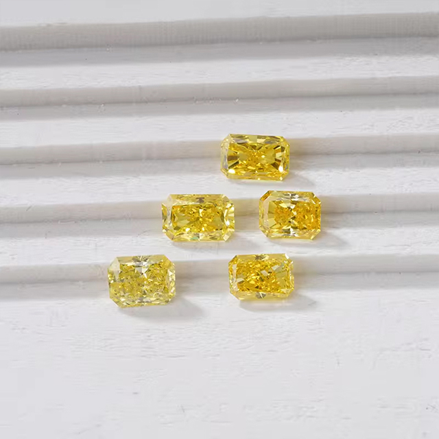 FANCY YELLOW Diamond VS VVS HPHT Lab Grown Diamond na may IGI